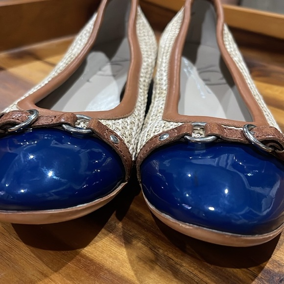 AGL Cap Toe Ballet Flats Blue and Tan Flats with leather strap and buckle - Picture 5 of 7